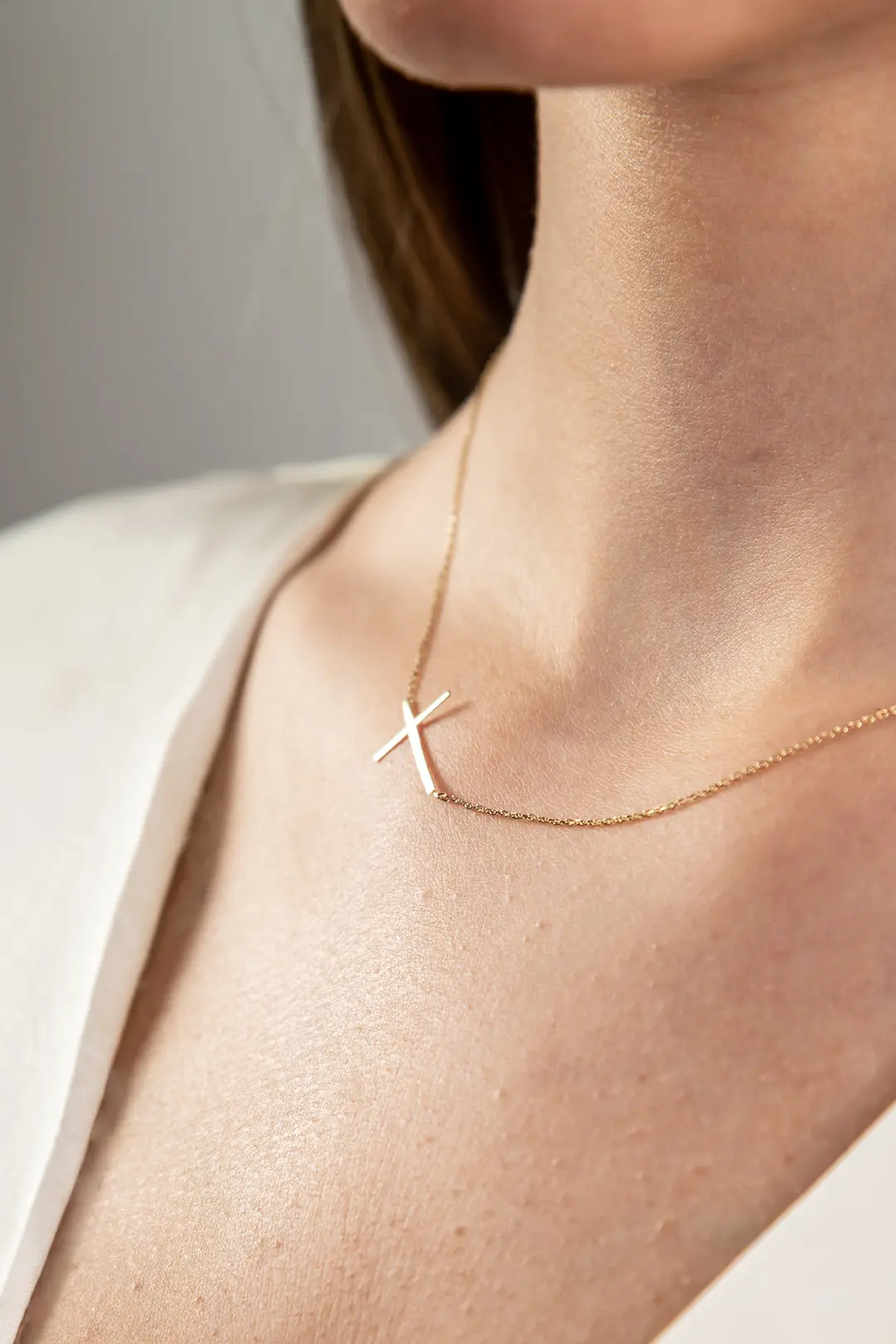 Ogrlice_Model-19 zlatna ogrlica krstić 2